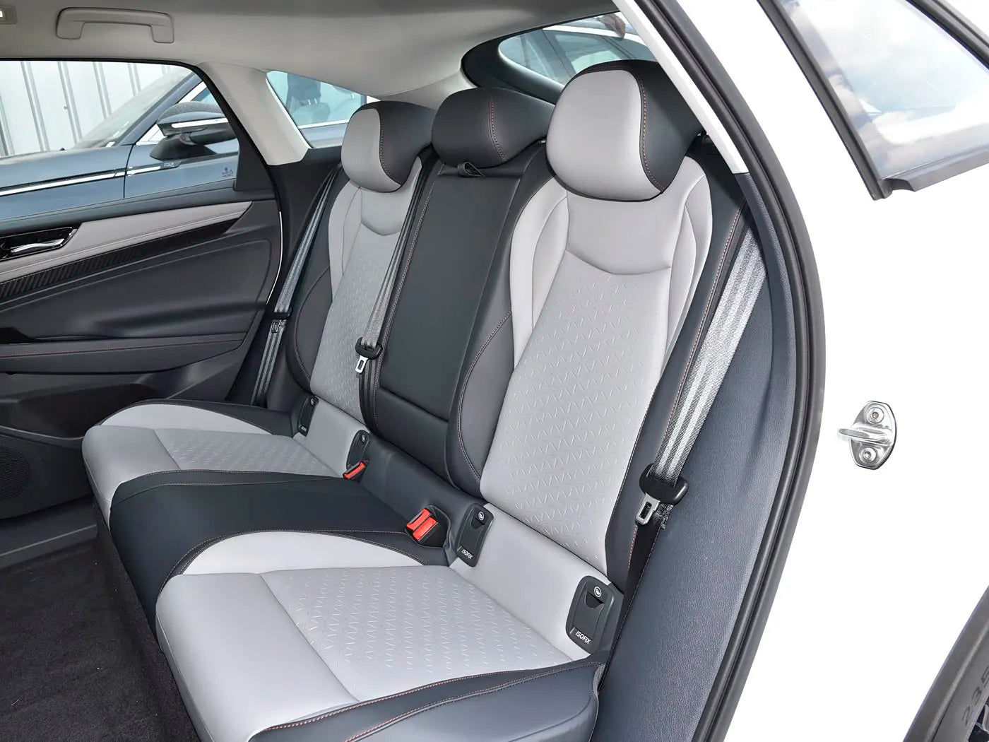 2024 Volkswagen ID.7 VIZZION AIR - Best Selling Pure Electric Car from China