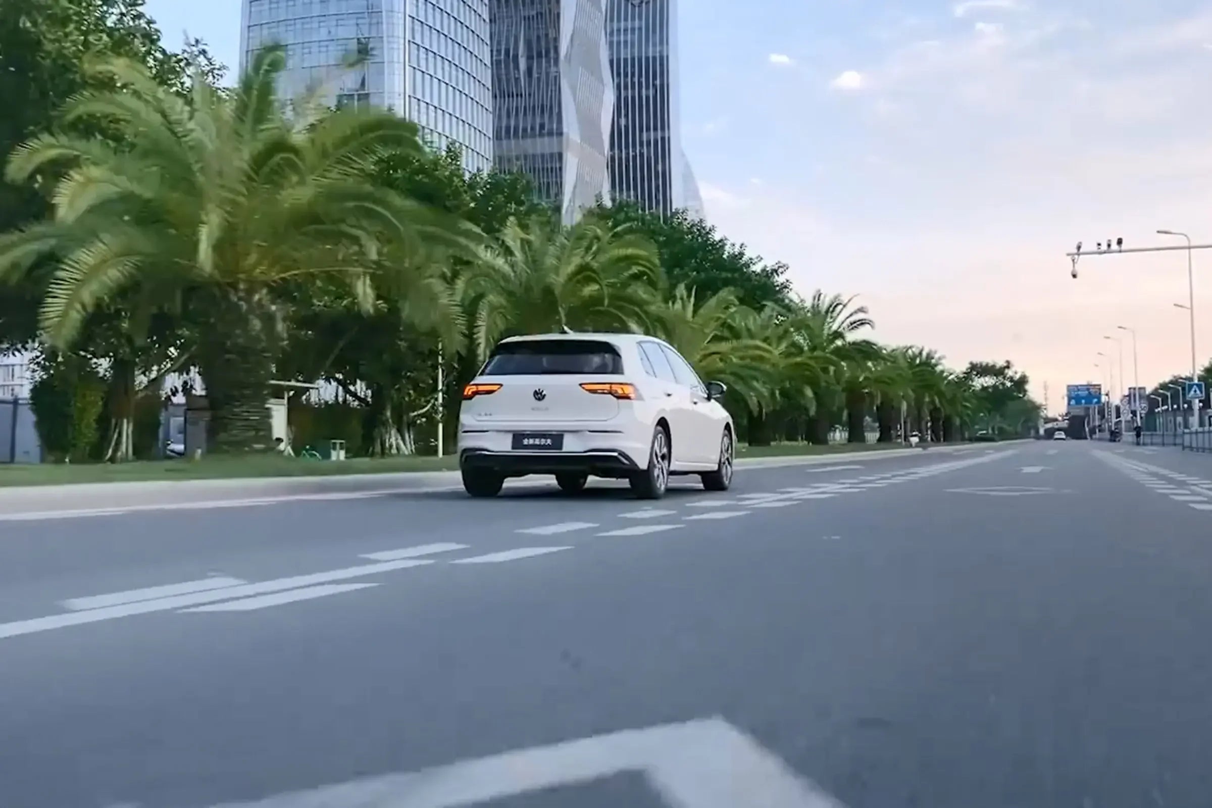 2026 Golf 300TSI Pro Car - Fuel Efficient Automatic 1.5T Gasoline Vehicle, Left Hand Drive